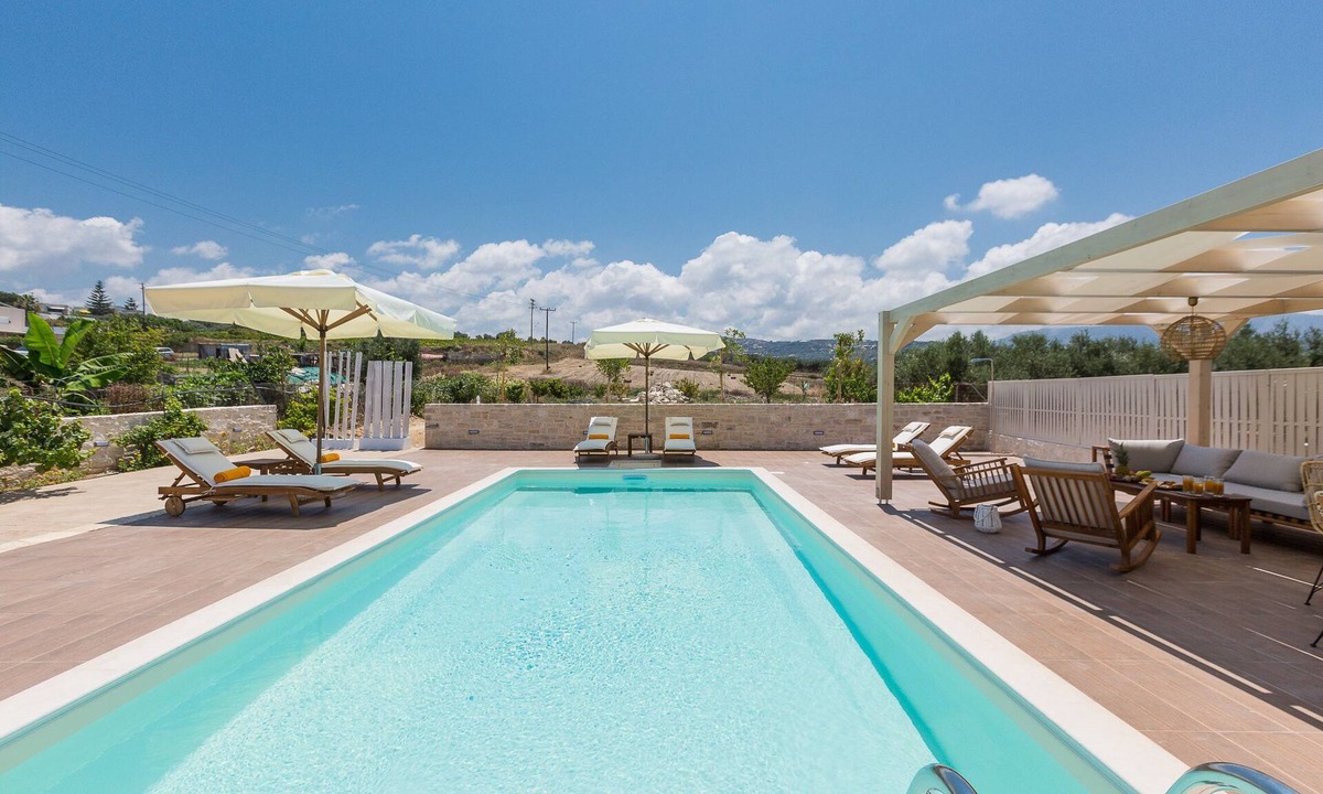 Adelianos Kampos Villa | Anesis Villa, with Private Pool & BBQ, Walking distance to the beach & amenities