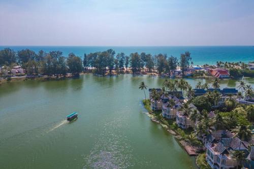 Bang Tao Apartment | Angsana Laguna Phuket, Family Suite Private Unit, with Hotel Kids Club, Pools and Beach Access