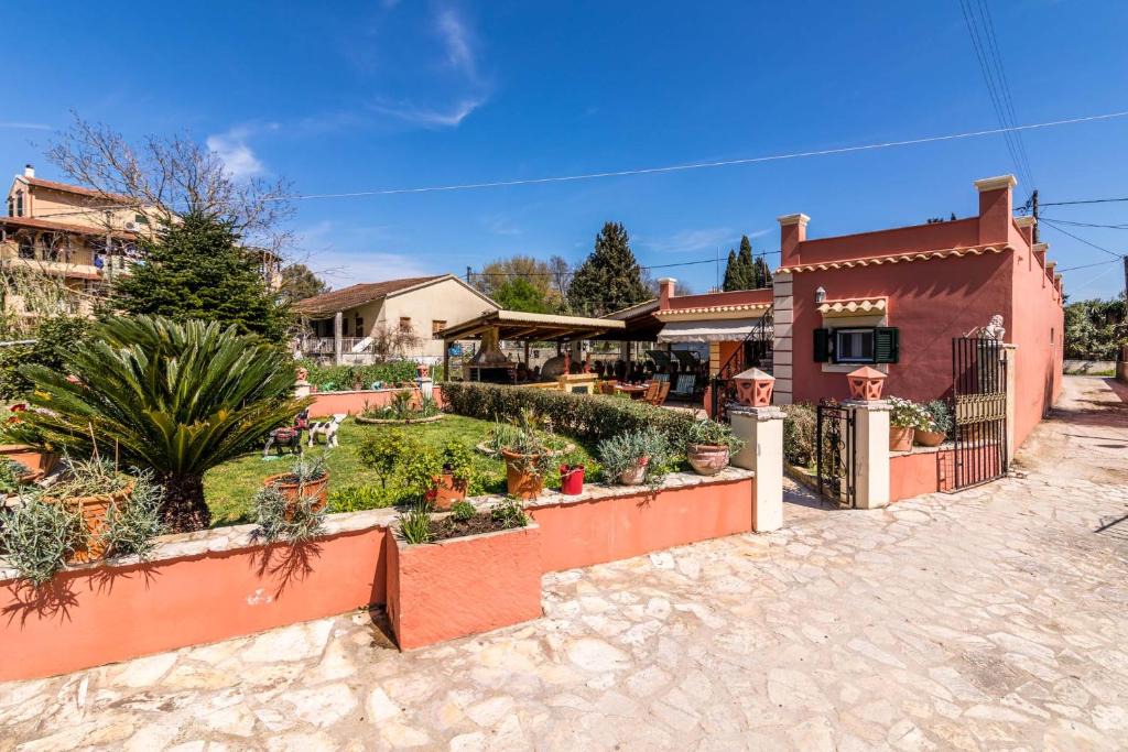 Corfu Apartment | Antonela Sunshine Apartment by Corfu Escapes