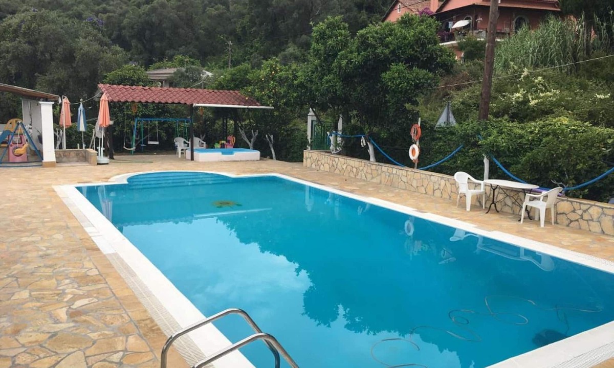 Dafnata Apartment | Apartment in Mpenitses with Sea View
