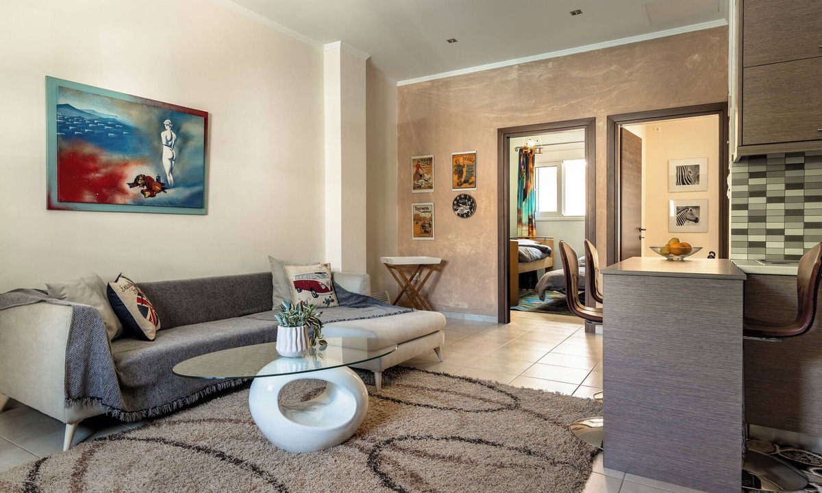 Patras Apartment | Apartment 'Patras' with Private Terrace, Wi-Fi and Air Conditioning