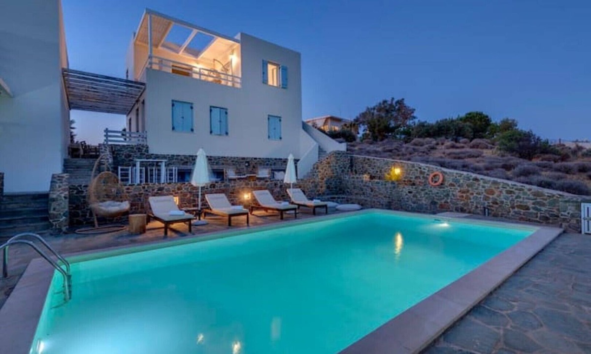 Posidonia Apartment | AquaBlu Syros beachfront House (3) w/Pool
