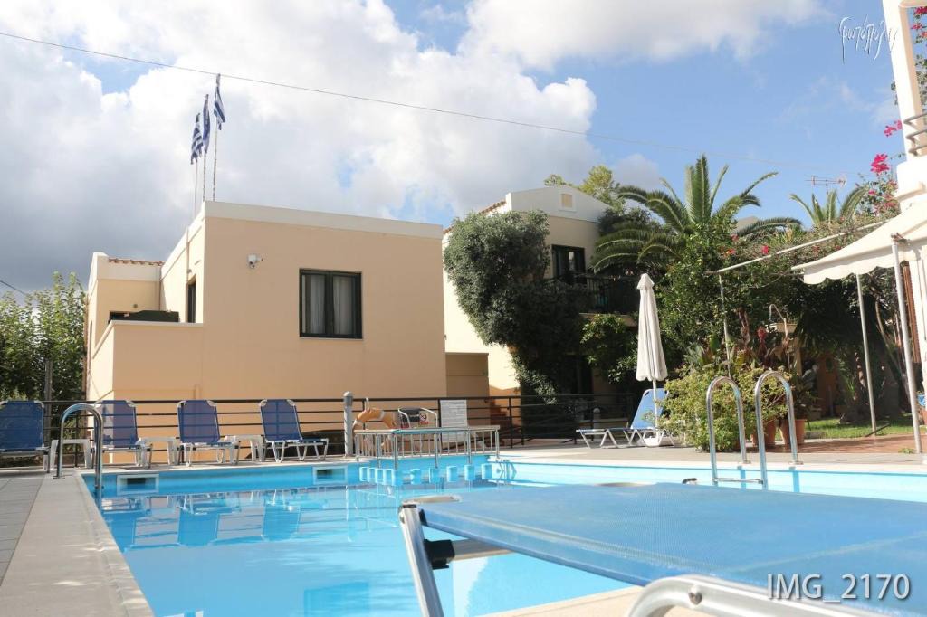 Daratsos Apartment | Architect's Apartments