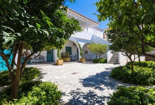 Spetses Apartment | Aria Apartments