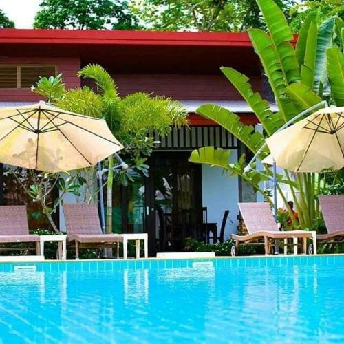Ko Lanta Hotel | Arthaya Villas - SHA Extra Plus