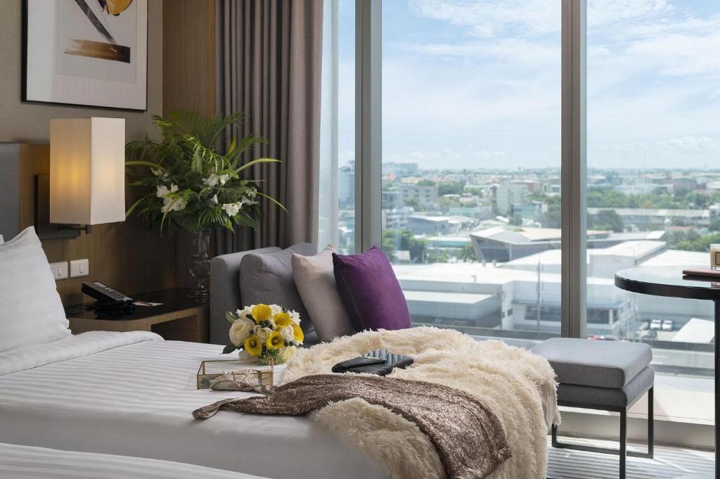 Talat Bang Khen Hotel | Asawin Grand Convention Hotel