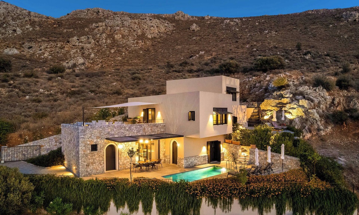 Mires Villa | Askianos I - Private Patio & Endless Views