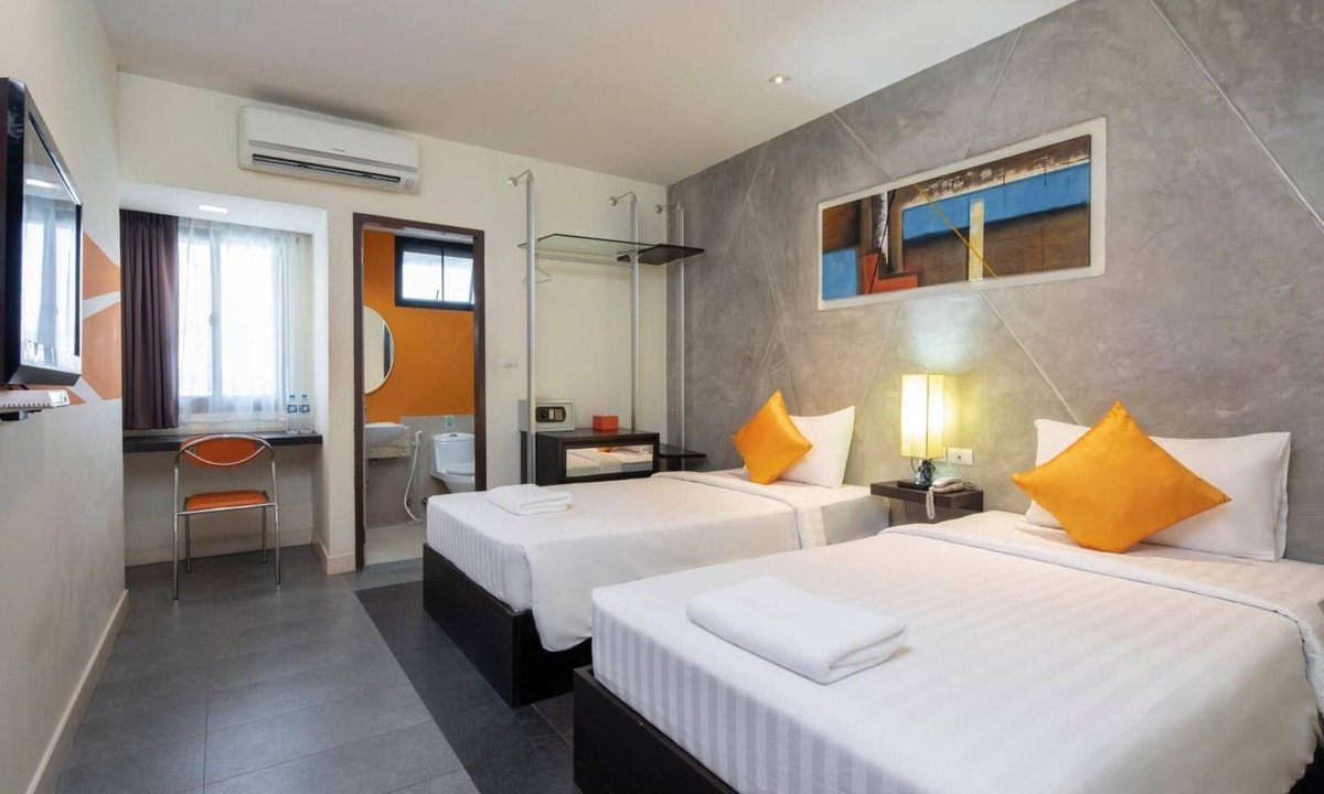 Aranyaprathet Hotel | At Border