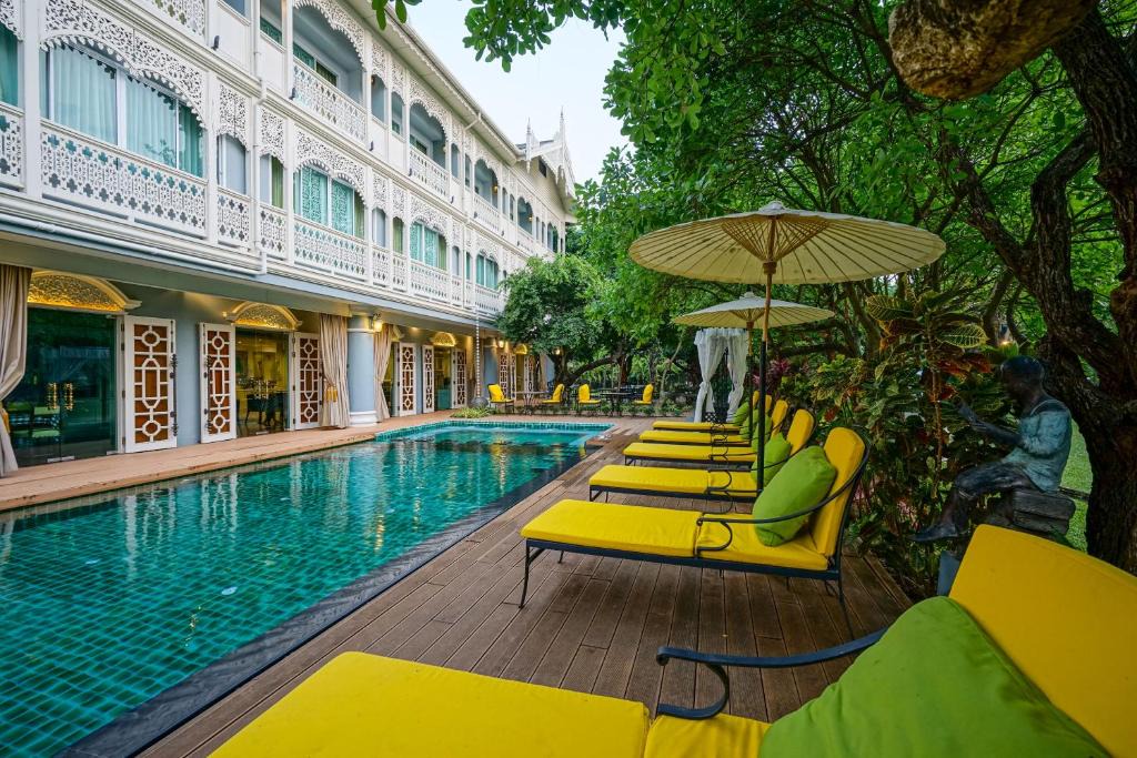 Wat Ket Hotel | At Pingnakorn Riverside