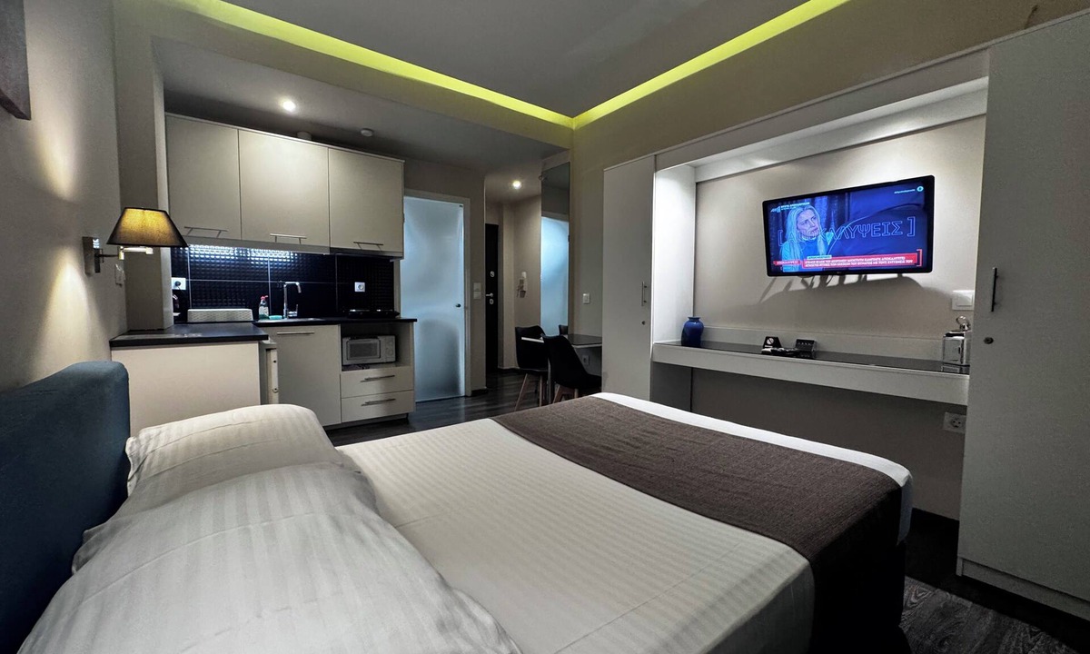 Kypseli Apartment | Athens Stay 20 | Stylish Compact Studio in Athens