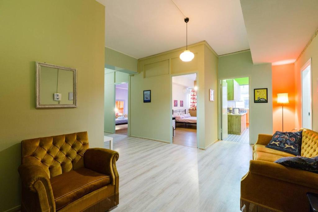 Psirri Apartment | Athens Town Hall Art Loft