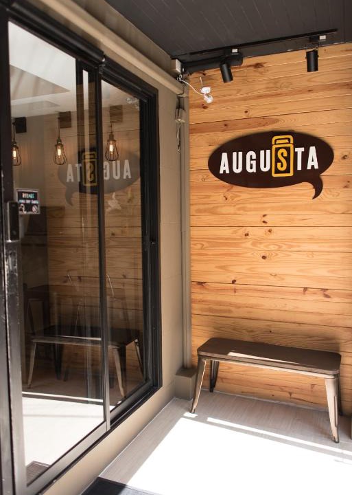 Thonglor Hostel | Augusta