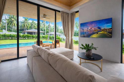 Wok Tum Villa | AVA Radharani Villa