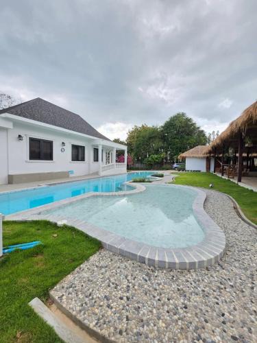 Huai Yai Villa | Avico Pool Villa Pattaya