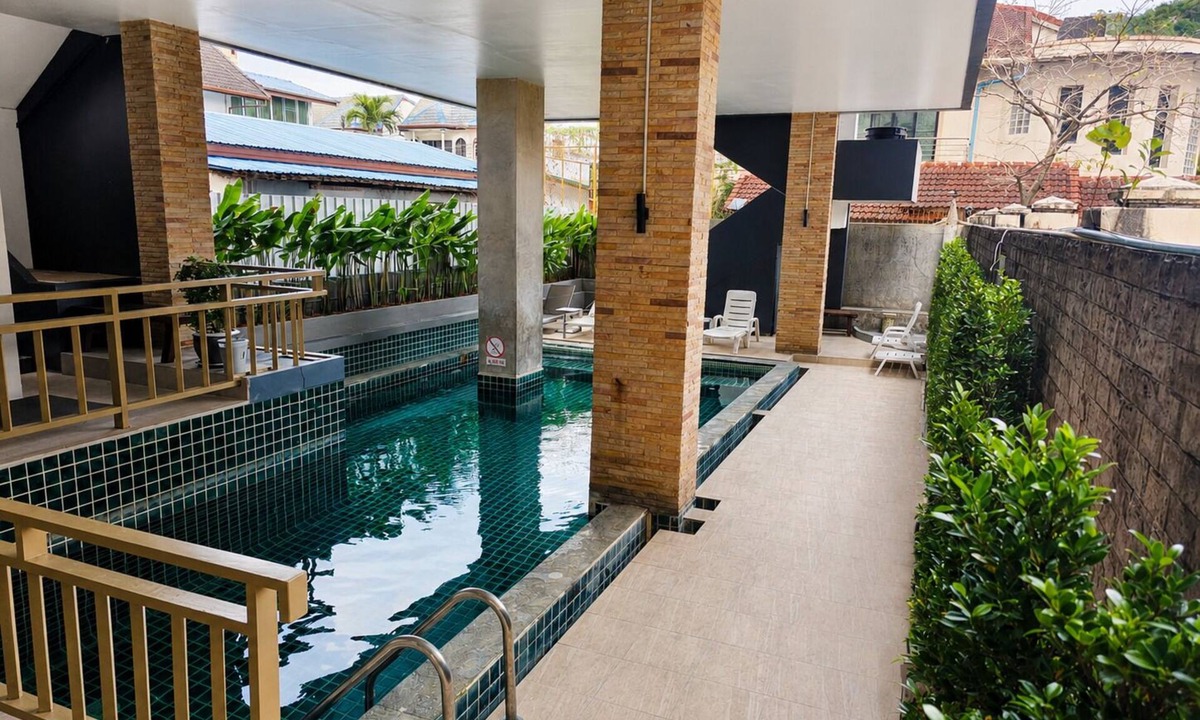 Patong Hotel | Azizi Boutique Hotel