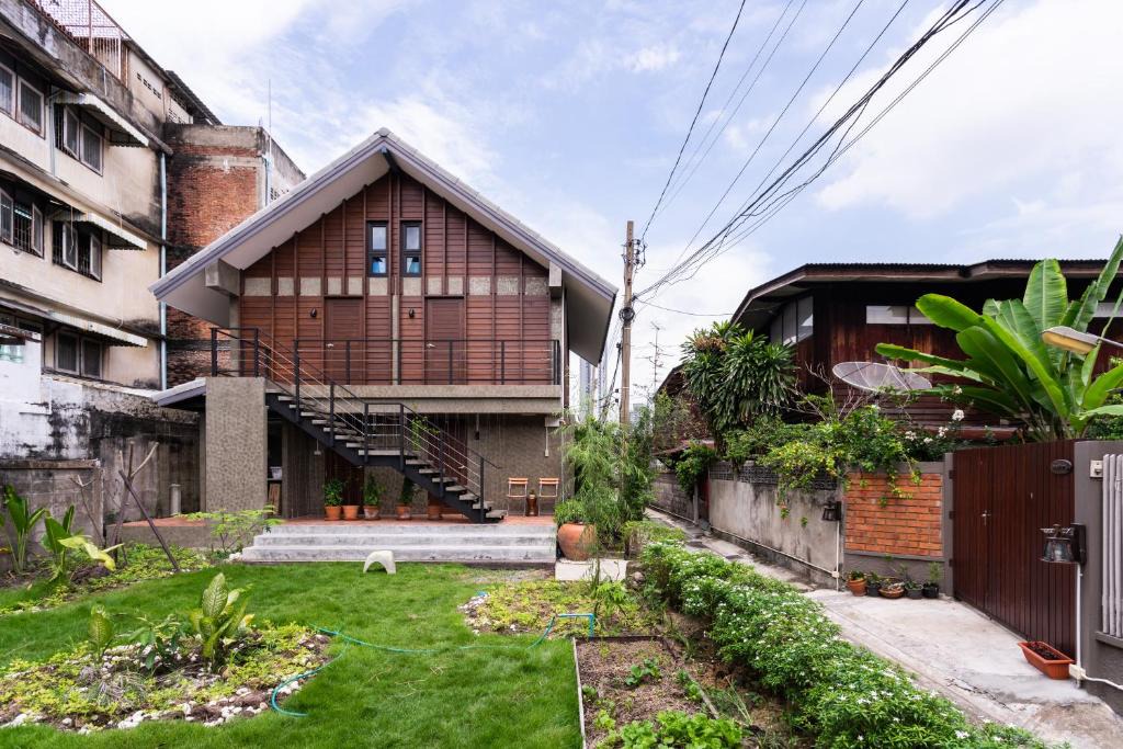 Thon Buri Bed & Breakfast | Baan Boon
