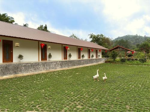 Mok Cham Pae Resort | Baan Daeng Resort บ้านรักไทย