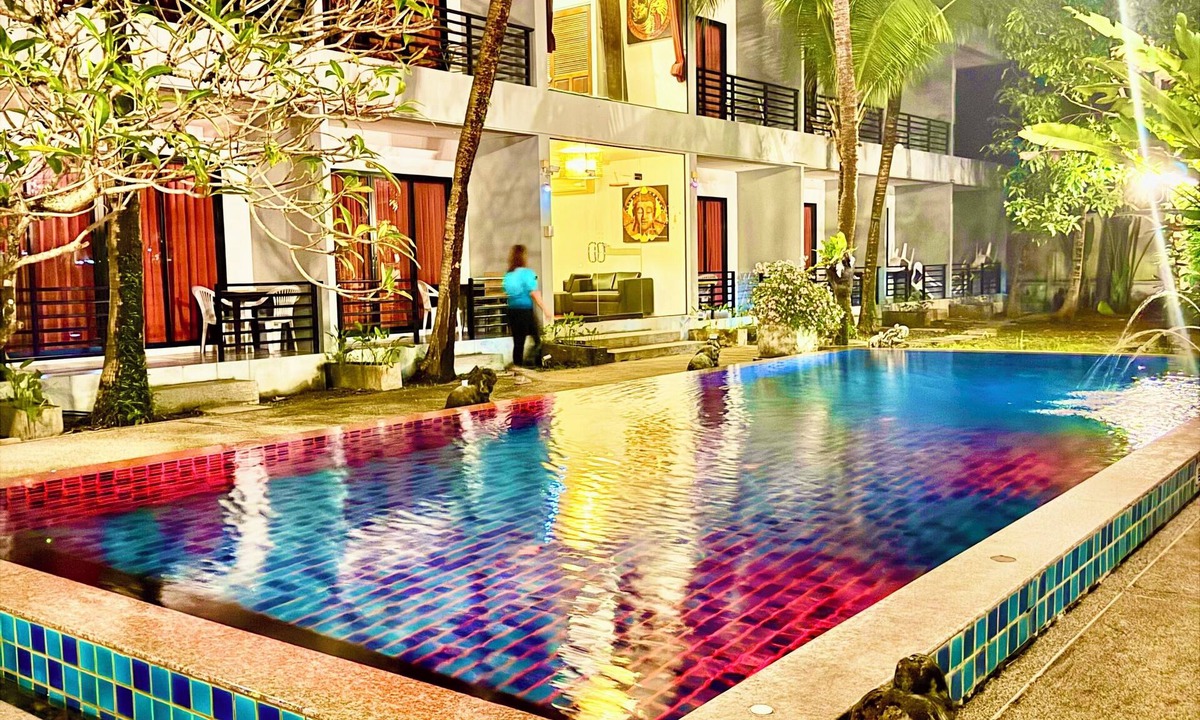 Chalong Hotel | Baan Phu Chalong Place