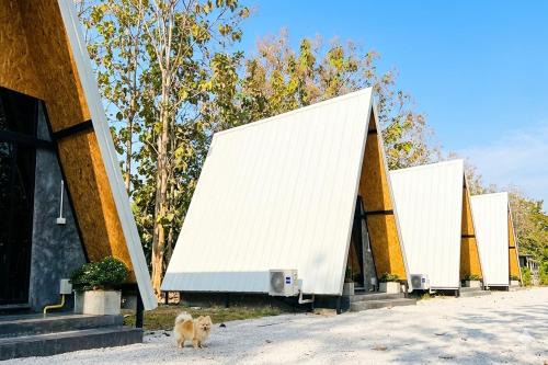 Khlong Lan Hotel | Ban Tew Kao