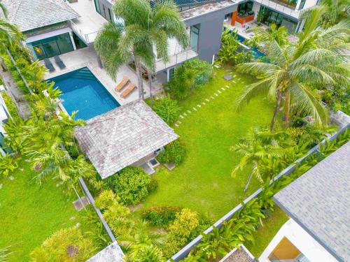 Nong Chaeng Villa | BangTao 3 Bedroom 15m Super Large Pool Garden Villa Tropical Light Luxury Villa Super Large Private Space