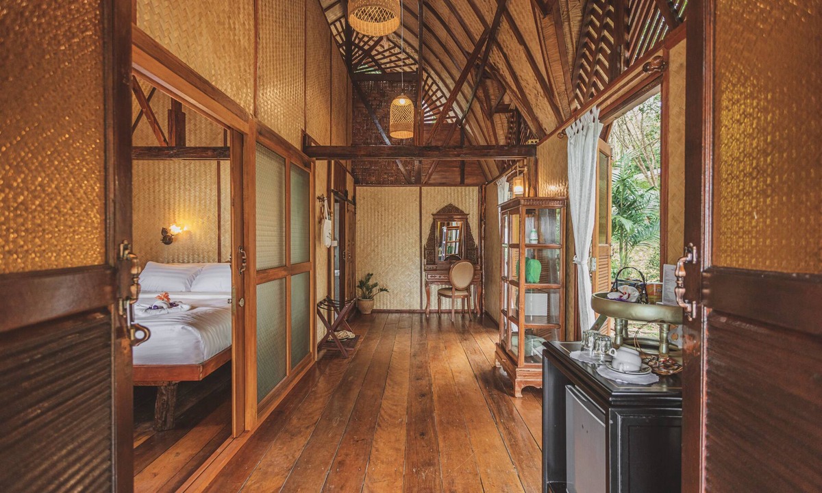 Nuea Khlong Hotel | Banyan Bay Villas
