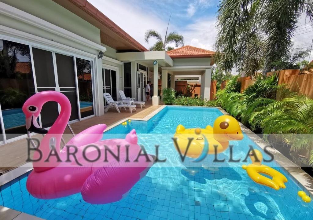 Central Pattaya Villa | Baronial Pool Villas
