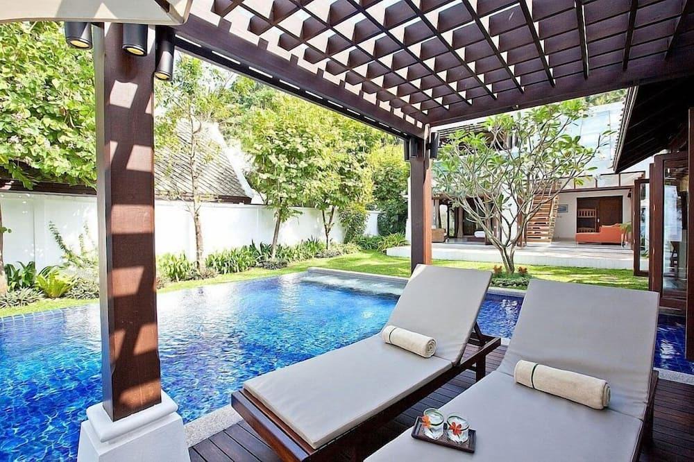 Bang Po Villa | Beachfront Villa With Private Pool & Lovely Garden