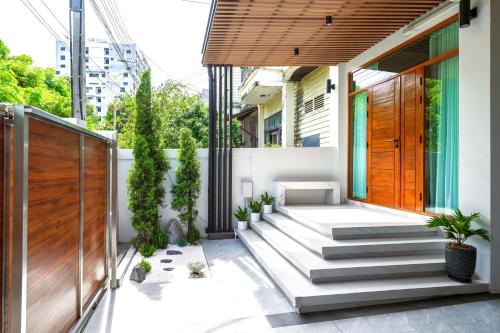 Talat Bang Khen Villa | Bhumidol Home near Don Muang Airport