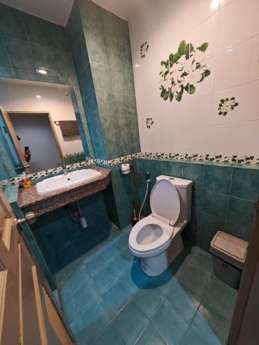Pratumnak Hill Hotel | Blue Apartment
