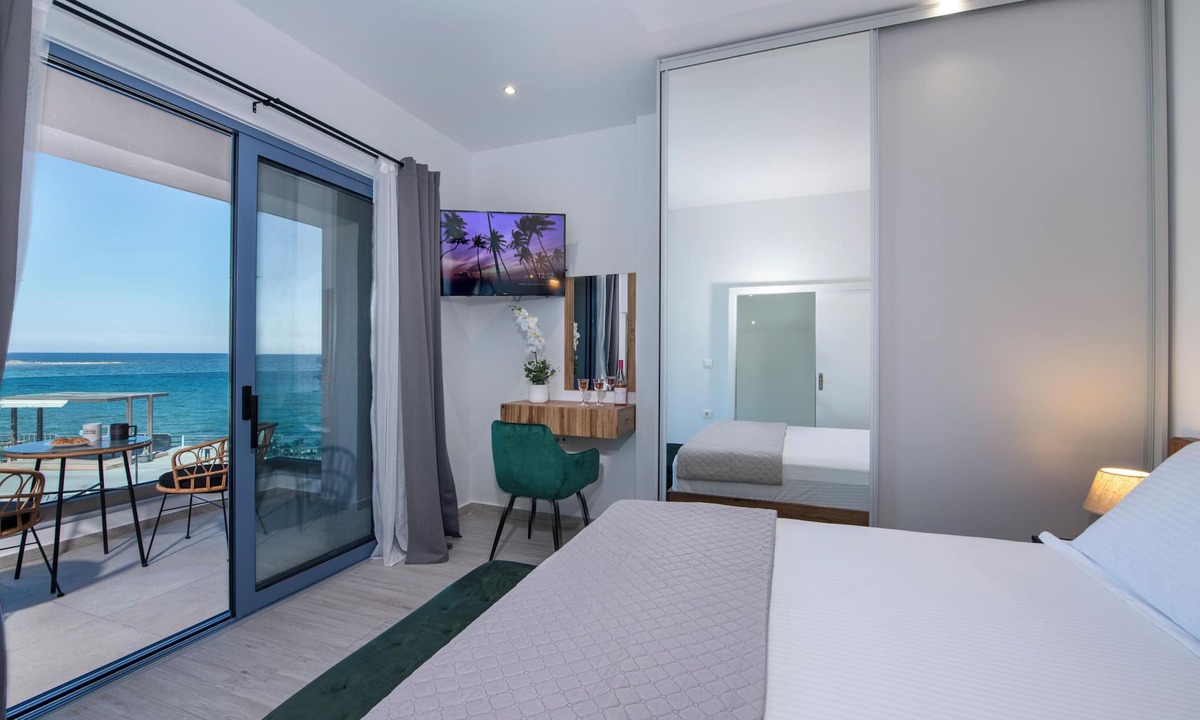 Koum Kapi Villa | Blue Balcony Boutique Suite Seaside Private Parking
