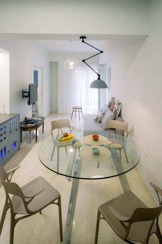Pasalimani Apartment | Blue harbour house - style meets comfort