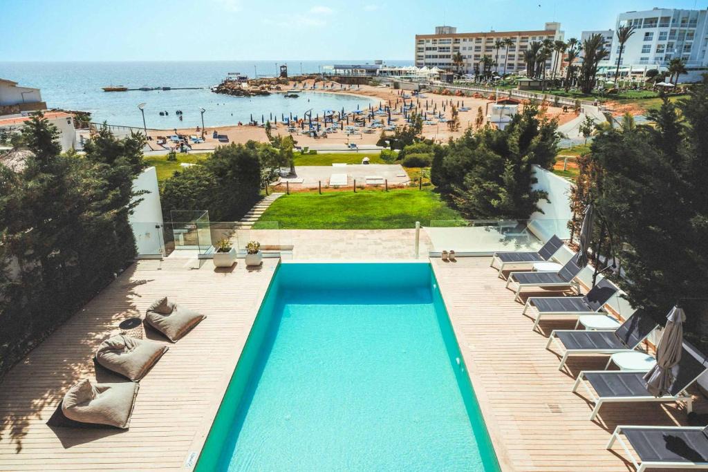 Pernera Villa | Blue Waves 3 Beachfront