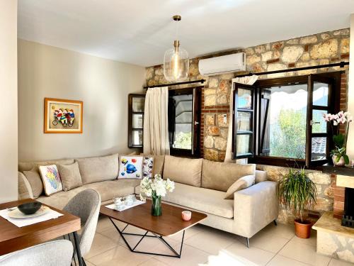 Psakoudia House | Boutique Stone Houses