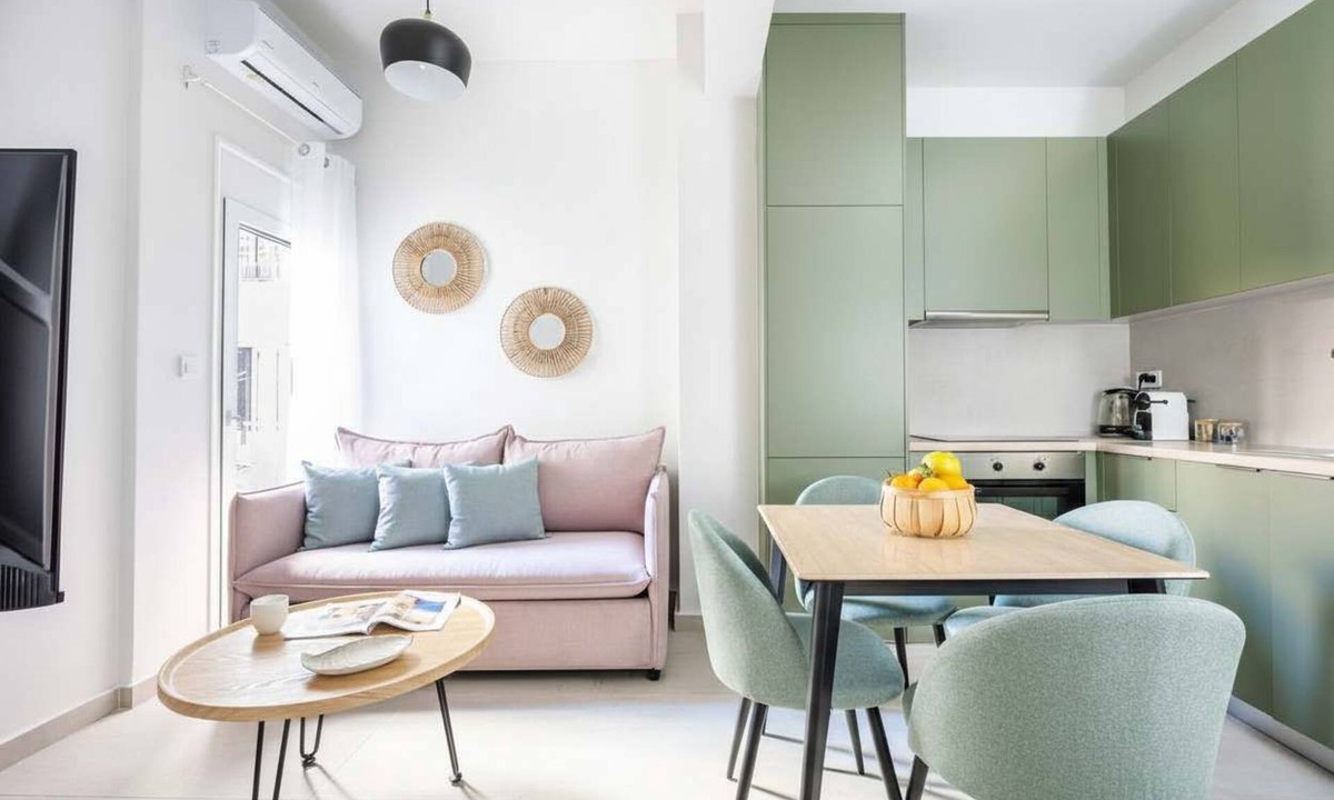 Filopappou Apartment | Bright & Stylish 1BR with Balcony in Koukaki