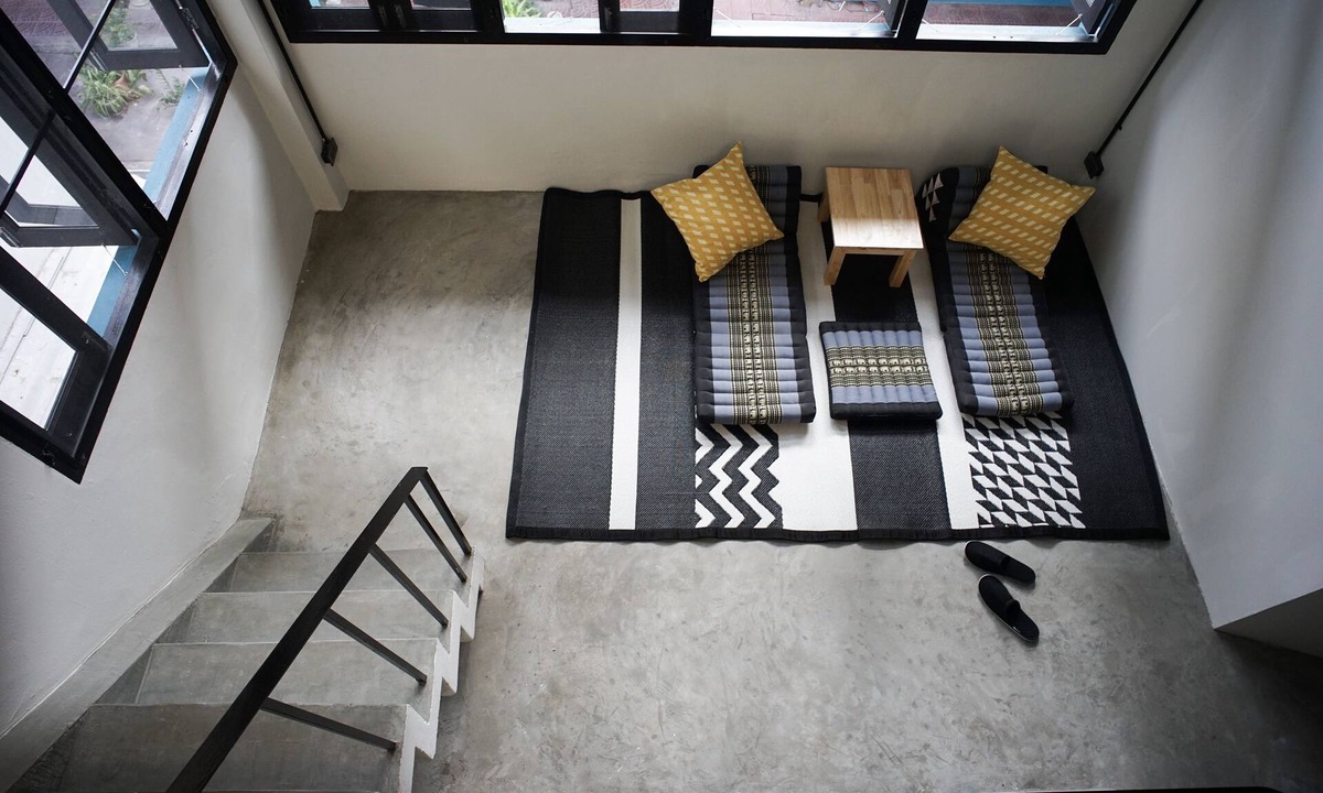 Talat Noi Hostel | Bunny Burrow Hostel