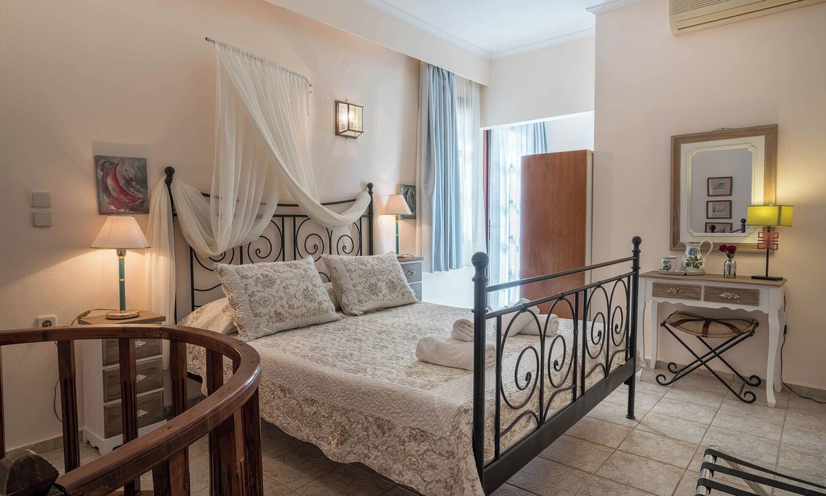 Atsipópoulon Apartment | Calergi Residence 6 -Stylish Loft -Balcony -Pool Paradise - MONTHLY OFFERS