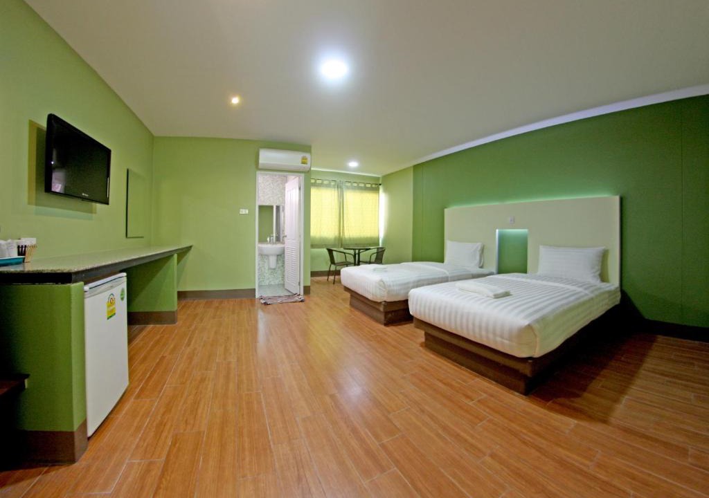 Sing Buri Hotel | Central Park Hotel