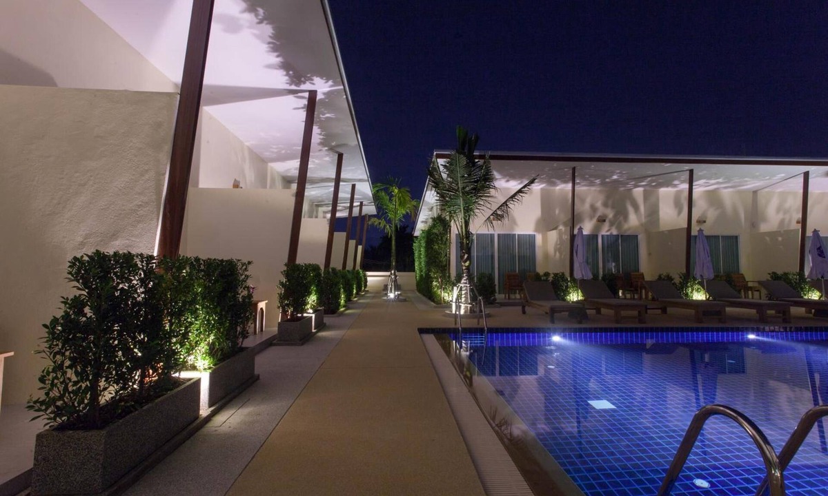 Chalong Hotel | Chalong Princess Pool Villa Resort