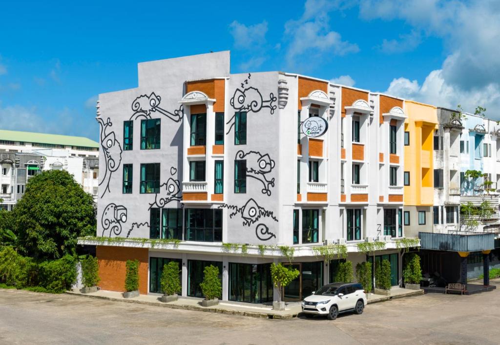 Talat Nuea Hotel | Chamemon Bed Phuket Town