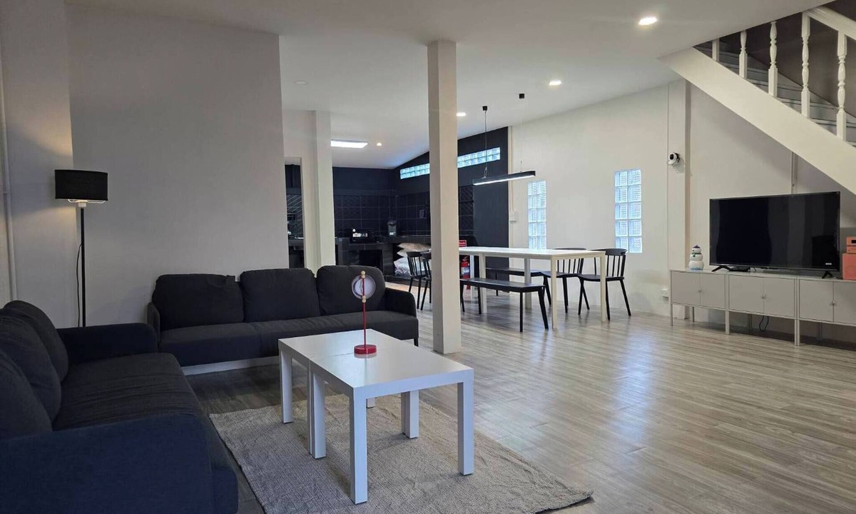 Nuanchan House | Charming 3-bedroom House in Bueng Kum, Thailand