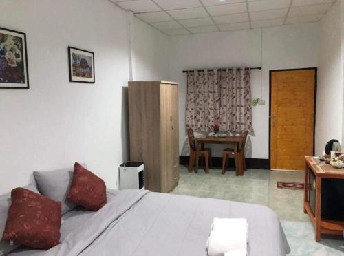 Pa Tan Apartment | Cheap rooms in Chiang Mai ห้องพักรายวันราคาถูกเชียงใหม่