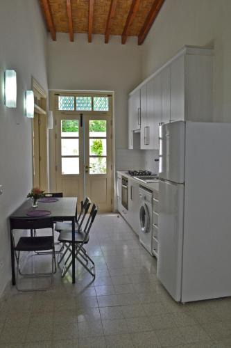 Nicosia House | Chris House