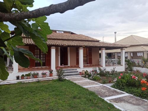 Ag. Georgios House | Christodoulos Villa