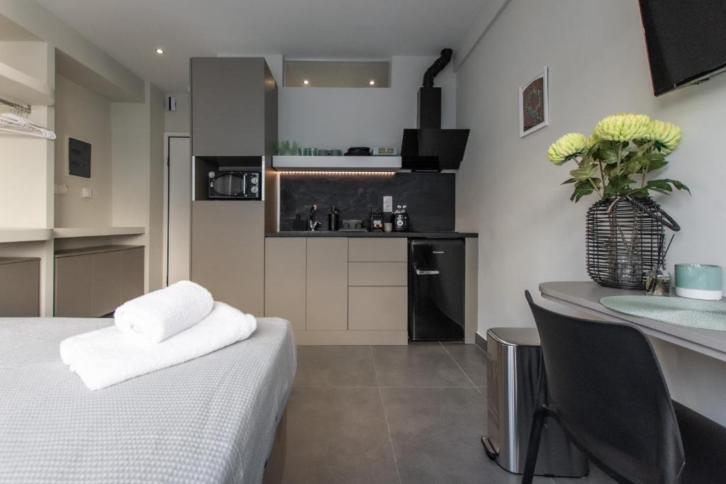 Ladadika Apartment | City Heart Cozy studio