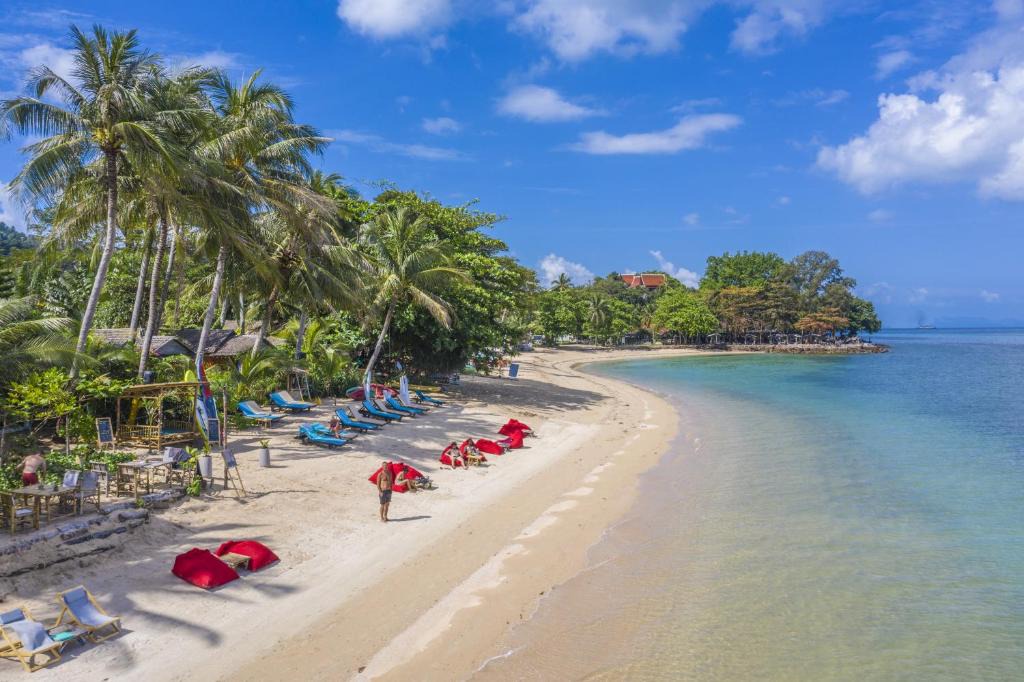 Bang Po Resort | Coco Sunset Beach