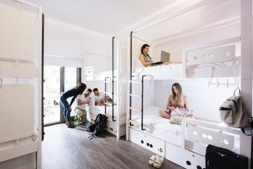 Nea Chora Hostel | Cocoon City Hostel
