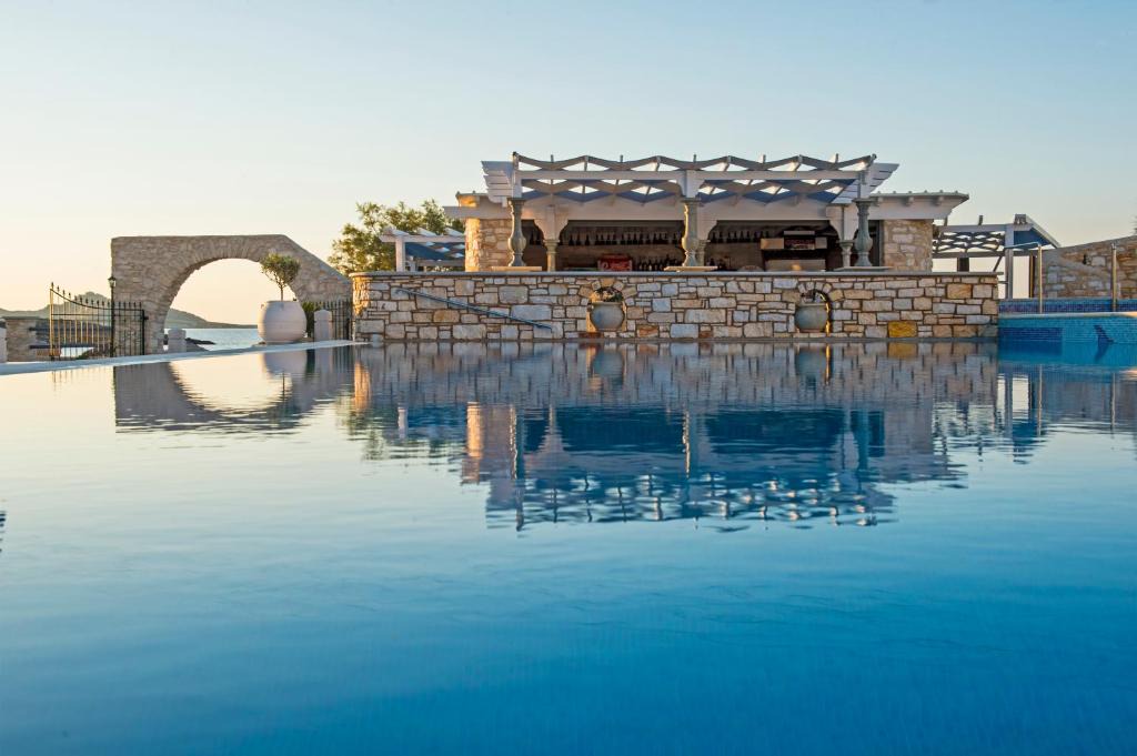 Naousa Hotel | Contaratos Beach Hotel