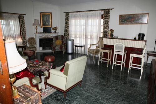 Kallitechnoupoli Apartment | Cosy Villa