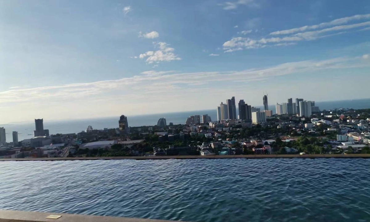 North Pattaya Condo | Cozy 1-bedroom sea view condo in Pattaya Posh