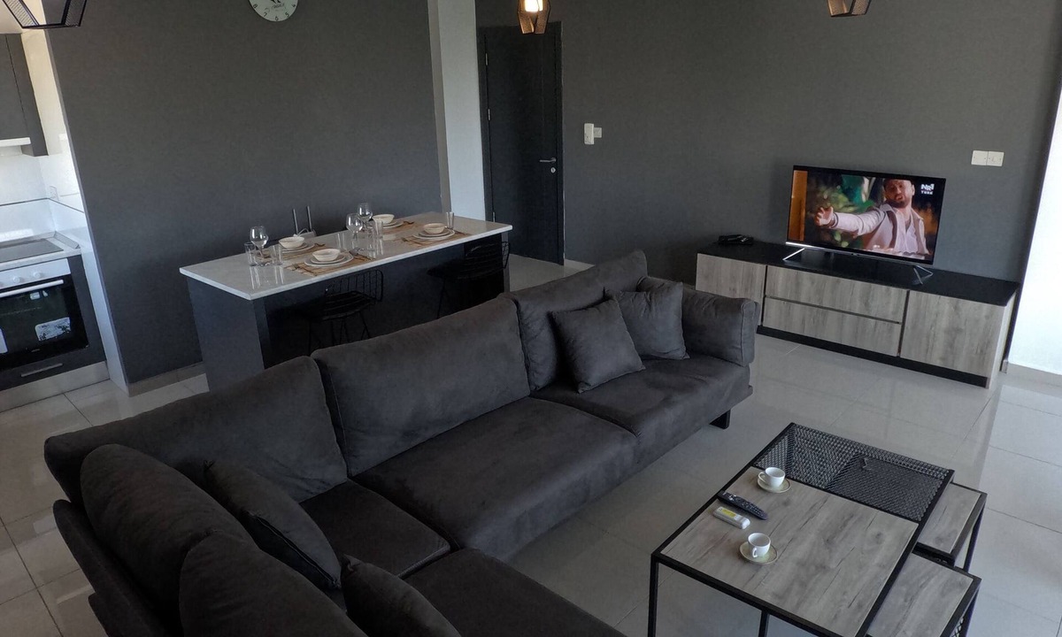 Karakum Apartment | Cozy 2-bedroom apartment with AC and WiFi in brilliant Kyrenia District